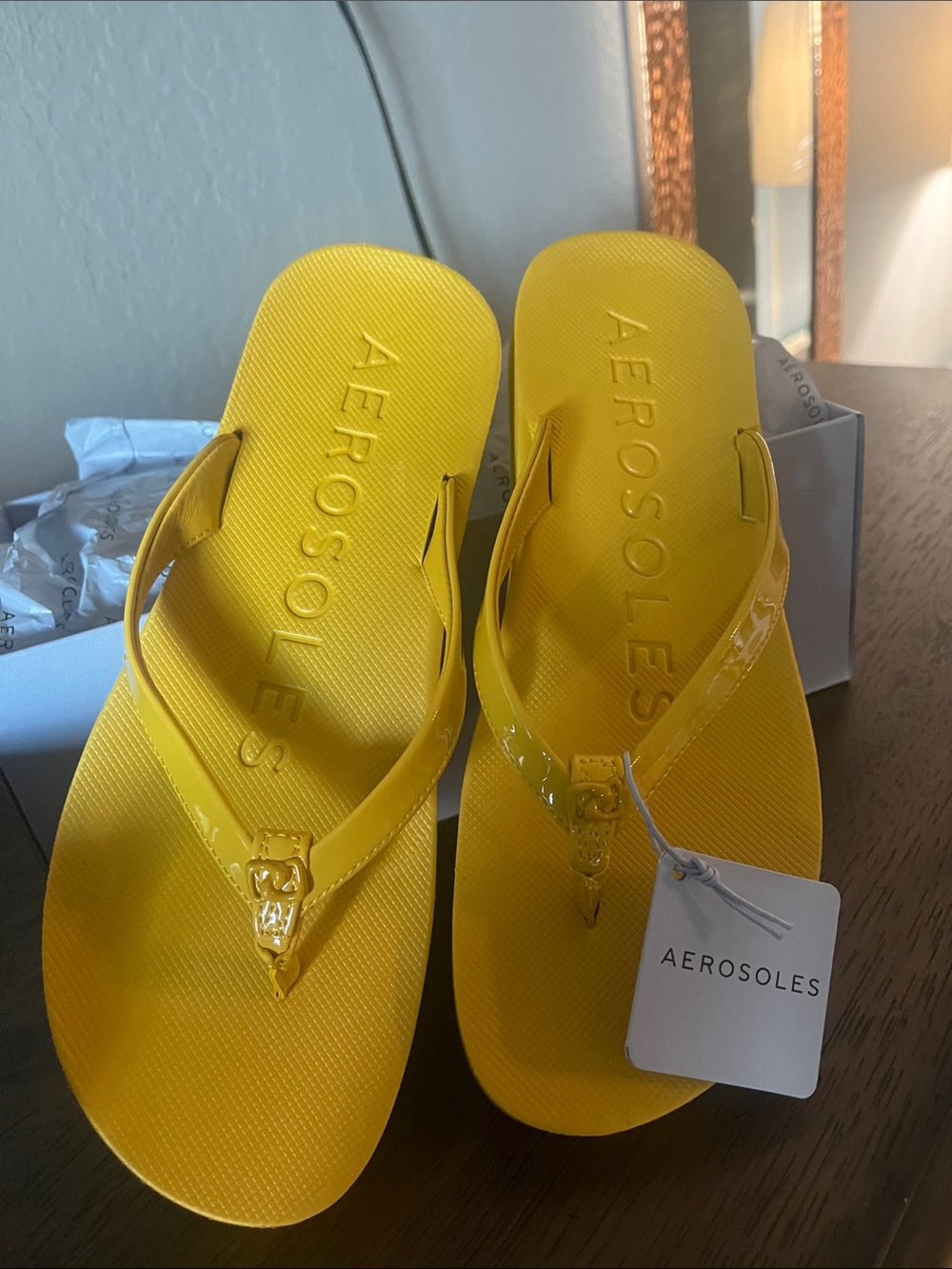 Brand new with tags!! AEROSOLES Bright Yellow Patent Thong Sandals